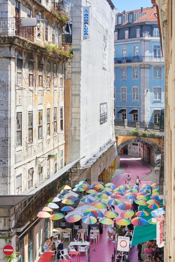 Sunny Pink Street Historical Apt, By Timecooler Lisboa Exteriör bild